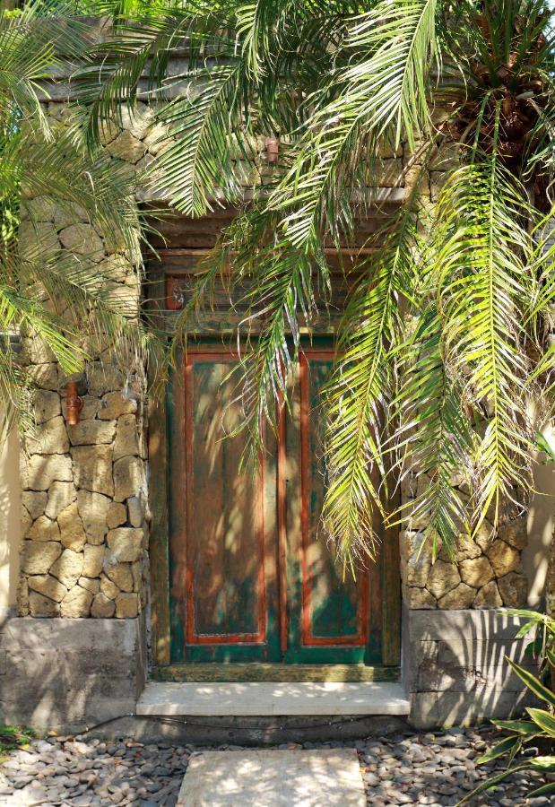 Tamu Seseh Villa Canggu  Exterior photo